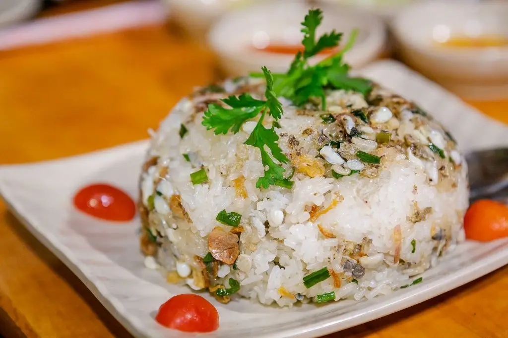 Cách làm xôi trứng kiến Ninh Bình khiến bạn ăn là thích mê