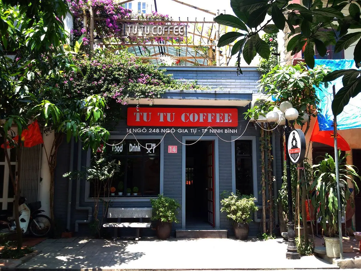 Điểm danh top 6 qu&aacute;n cafe Ninh B&igrave;nh c&oacute; view đẹp qu&ecirc;n lối về 12