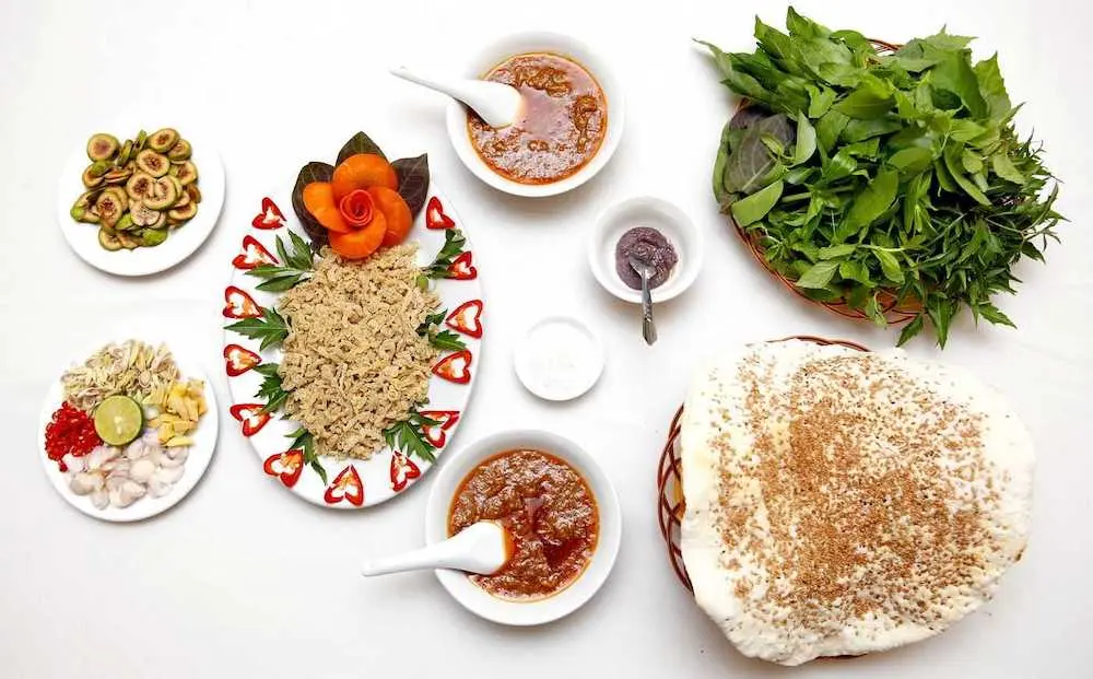 Gỏi c&aacute; nhệch Ninh B&igrave;nh &ndash; Từ m&oacute;n d&acirc;n d&atilde; đến đặc sản trứ danh 2