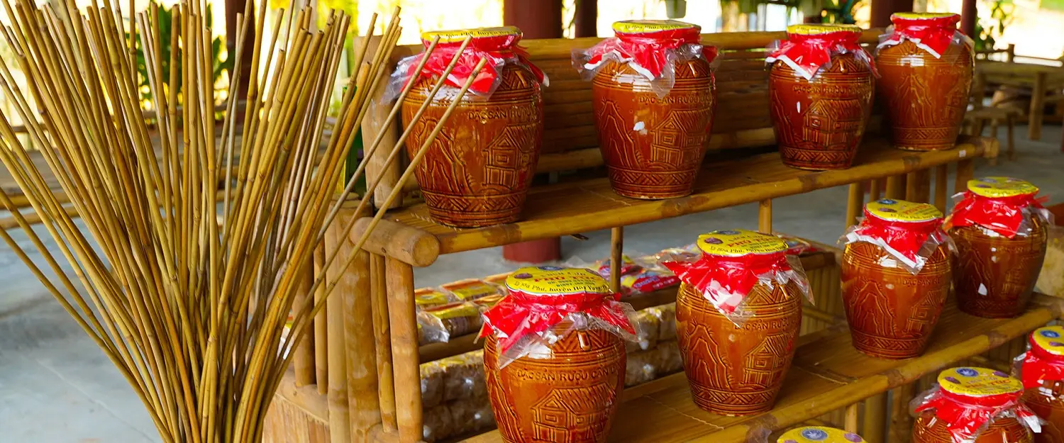 Rượu cần Nho Quan - Cay nồng hương vị kh&oacute; qu&ecirc;n v&ugrave;ng đất Cố đ&ocirc; 2