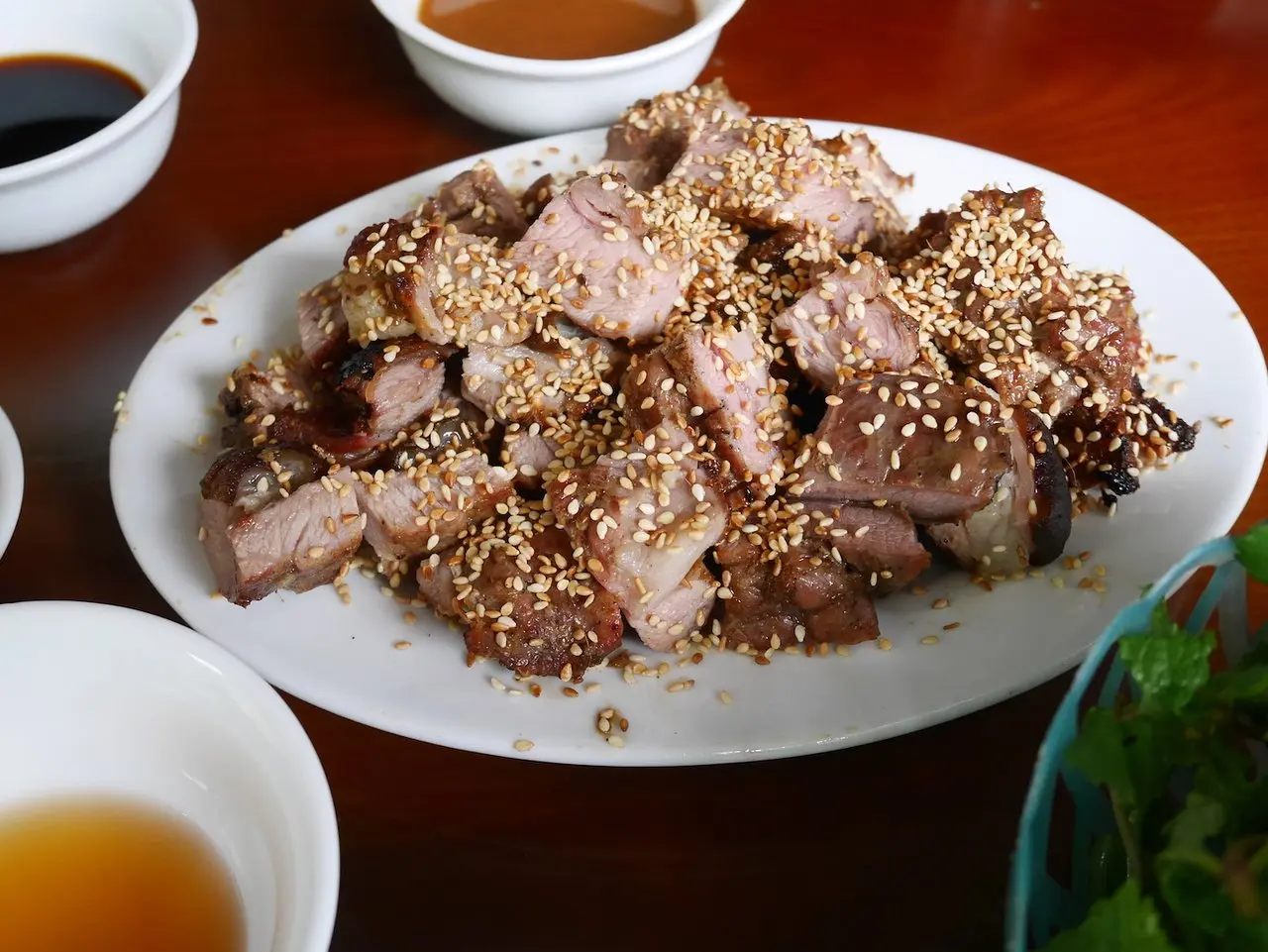 Quán dê Chính Thư - Không gian ẩm thực độc đáo vùng núi Ninh Bình