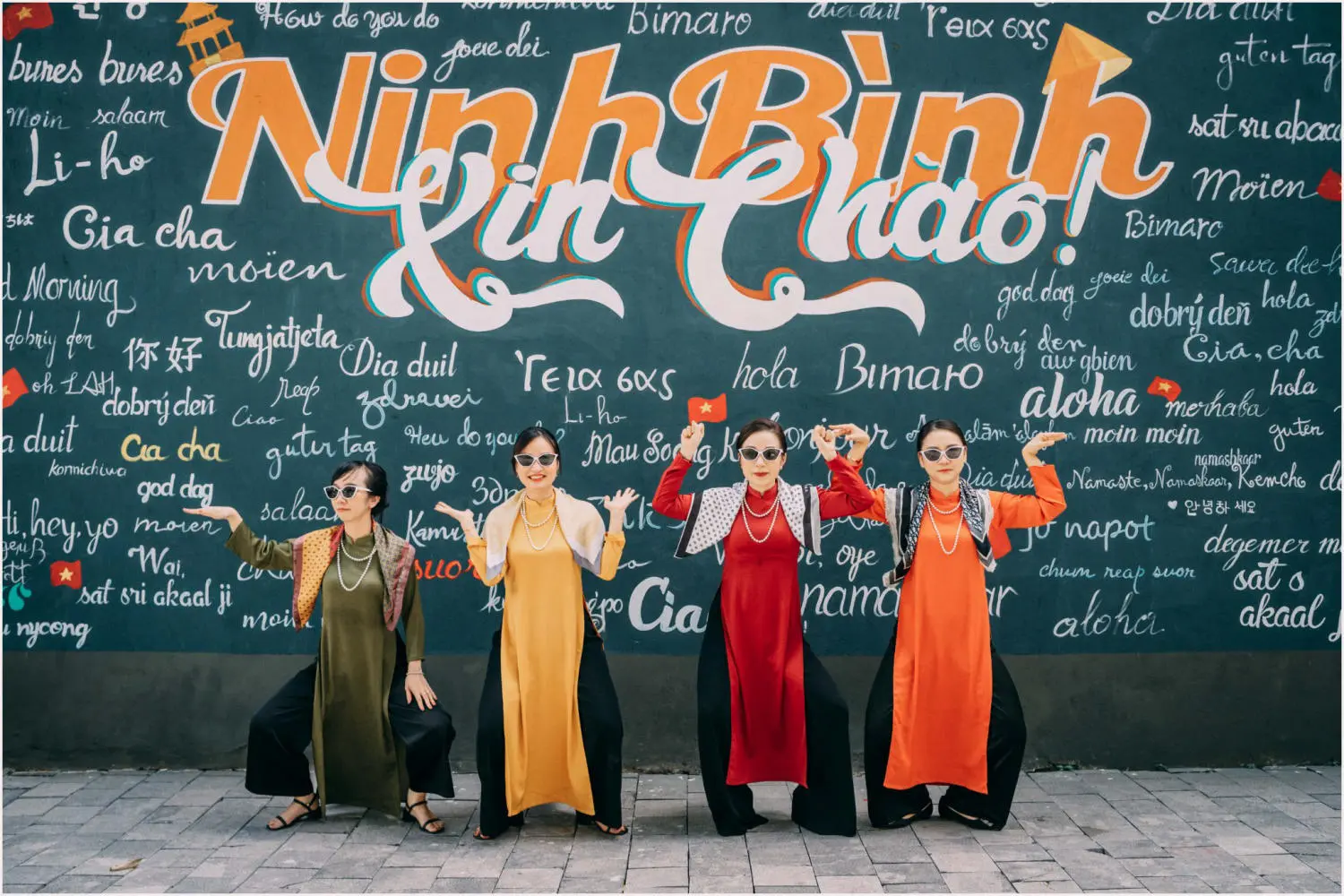 Check in Ninh Bình cùng hội chị chị em em siêu ngầu