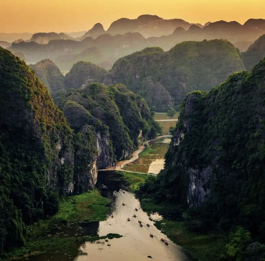 Chiêm ngưỡng Hang Múa Ninh Bình hùng vĩ tựa bức tranh phong cảnh tuyệt sắc 2