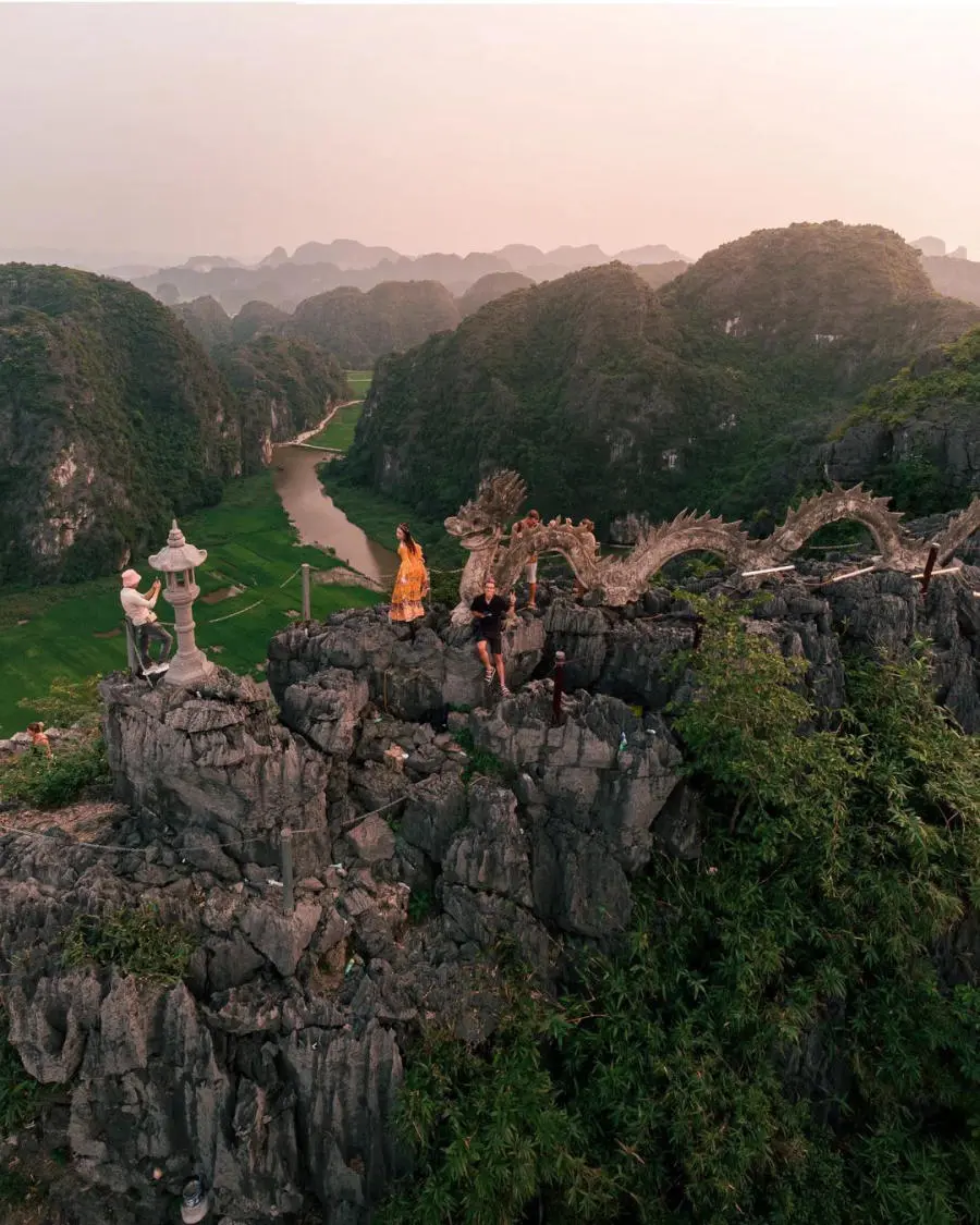 Chiêm ngưỡng Hang Múa Ninh Bình hùng vĩ tựa bức tranh phong cảnh tuyệt sắc 6