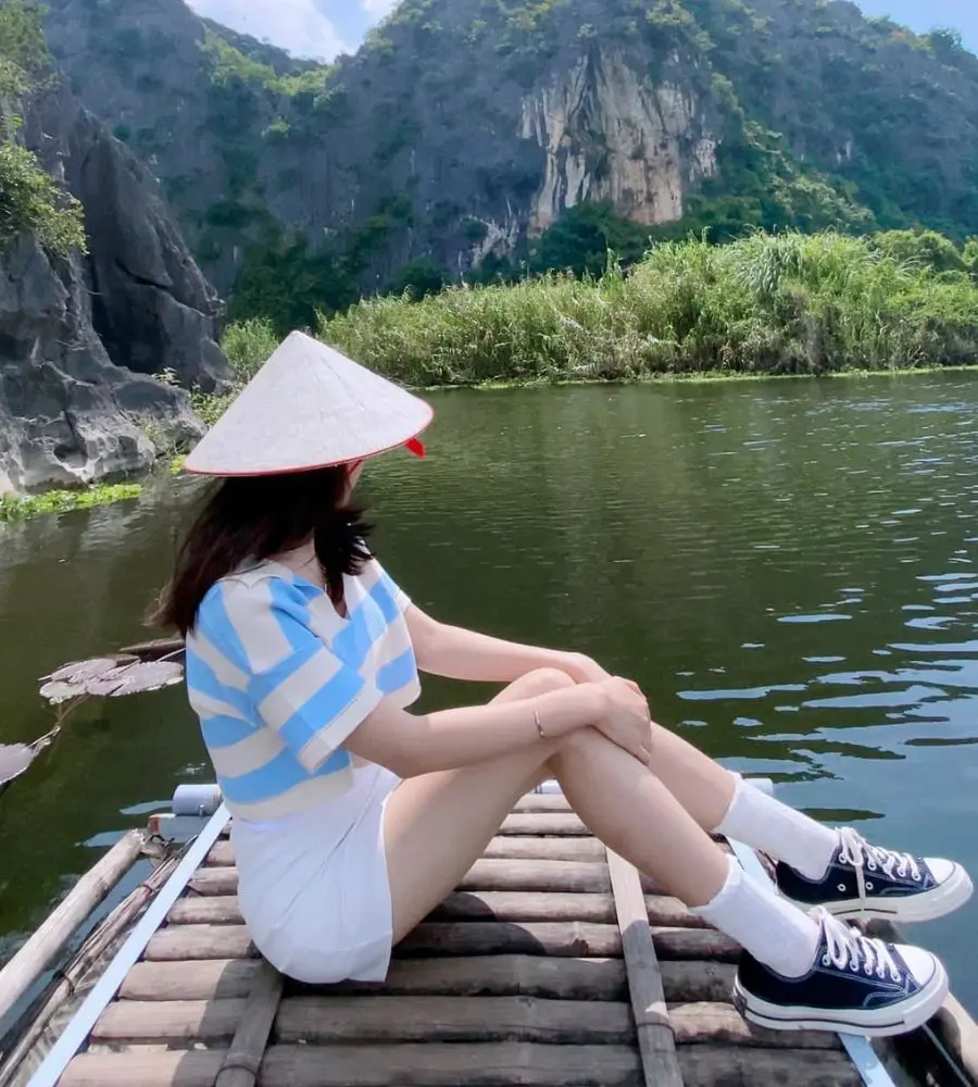 Đầm V&acirc;n Long Ninh B&igrave;nh mang theo vẻ đẹp kỳ vĩ như một bức tranh 7