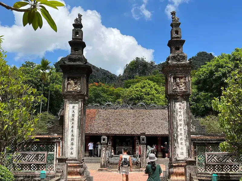 Đền vua Đinh vua L&ecirc;: Hồn thi&ecirc;ng Cố đ&ocirc; Hoa Lư giữa non nước Ninh B&igrave;nh 3