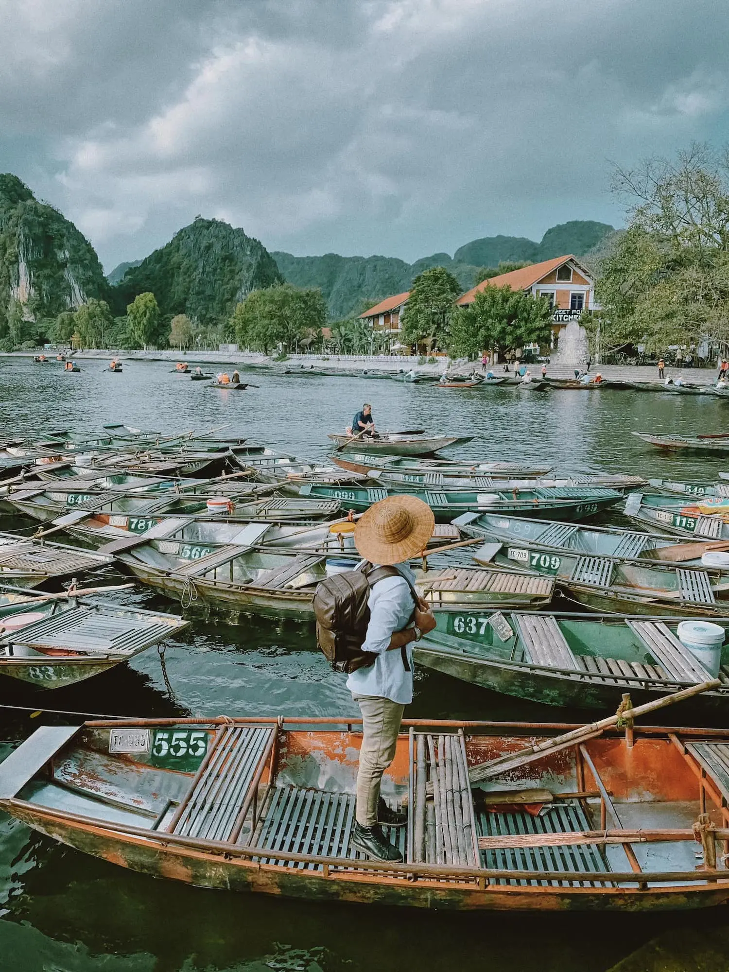 Đón xem review 1 ngày ở Ninh Bình từ anh chàng Cường Quốc Phạm 8