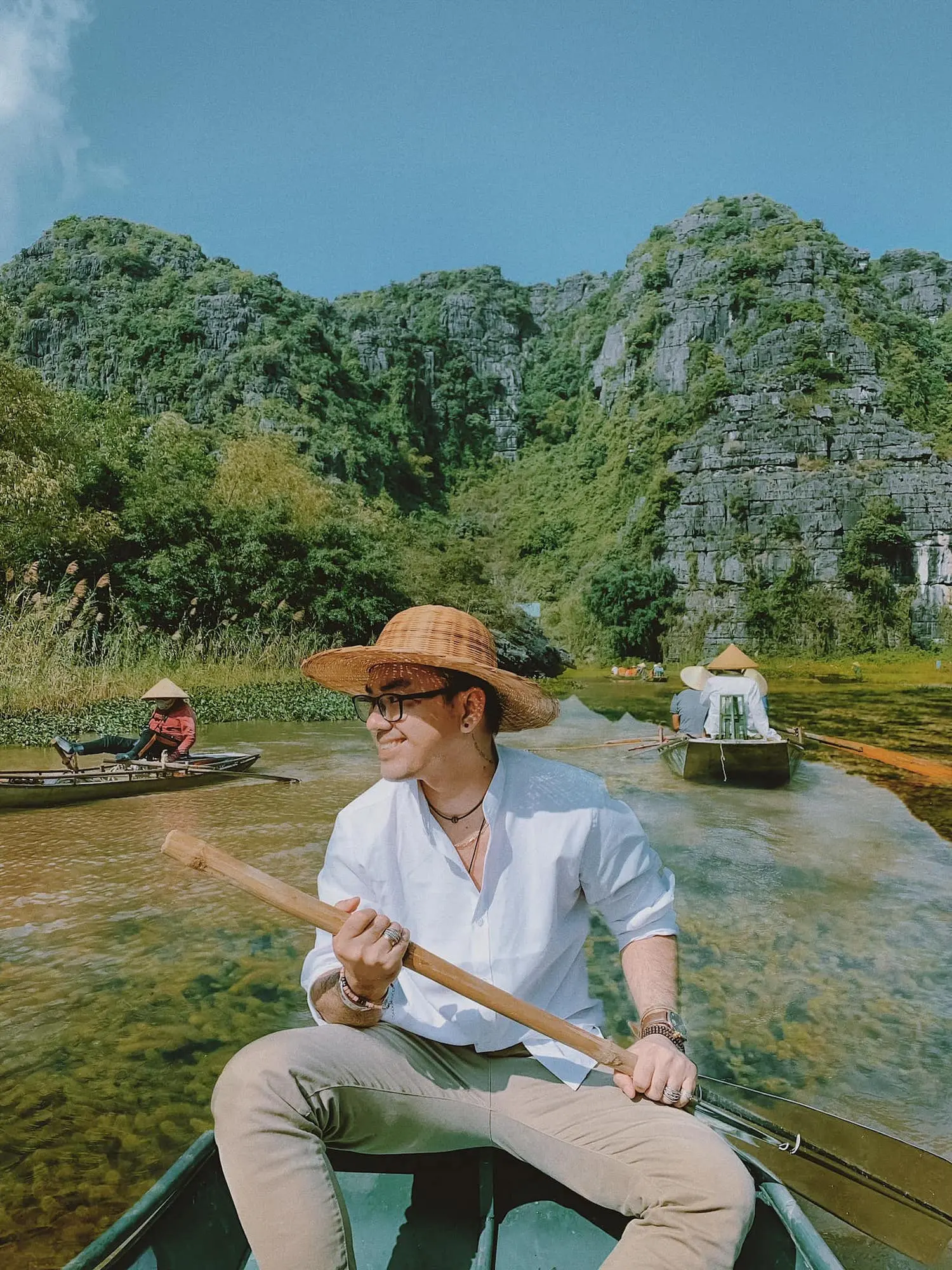 Đón xem review 1 ngày ở Ninh Bình từ anh chàng Cường Quốc Phạm 9