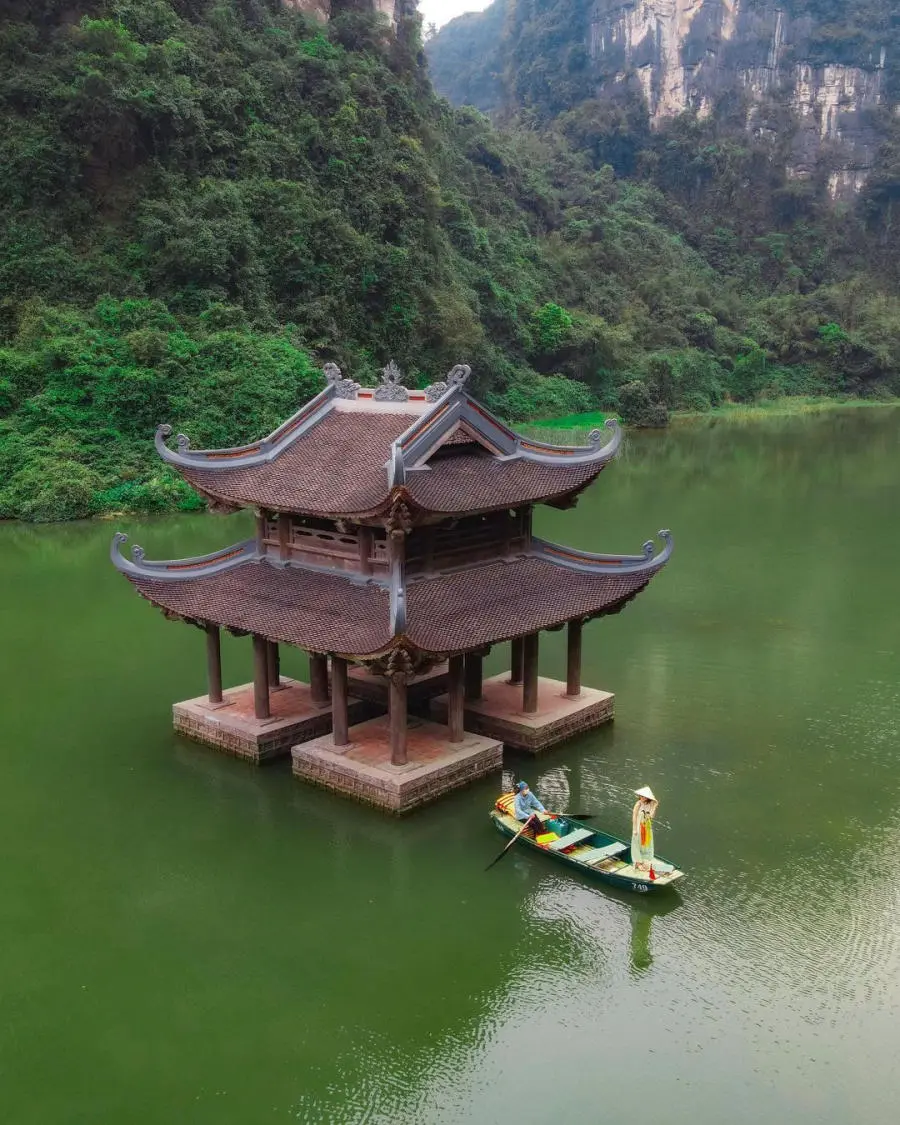 Kh&aacute;m ph&aacute; Tr&agrave;ng An tuyệt sắc dưới lăng k&iacute;nh của Rọt 5