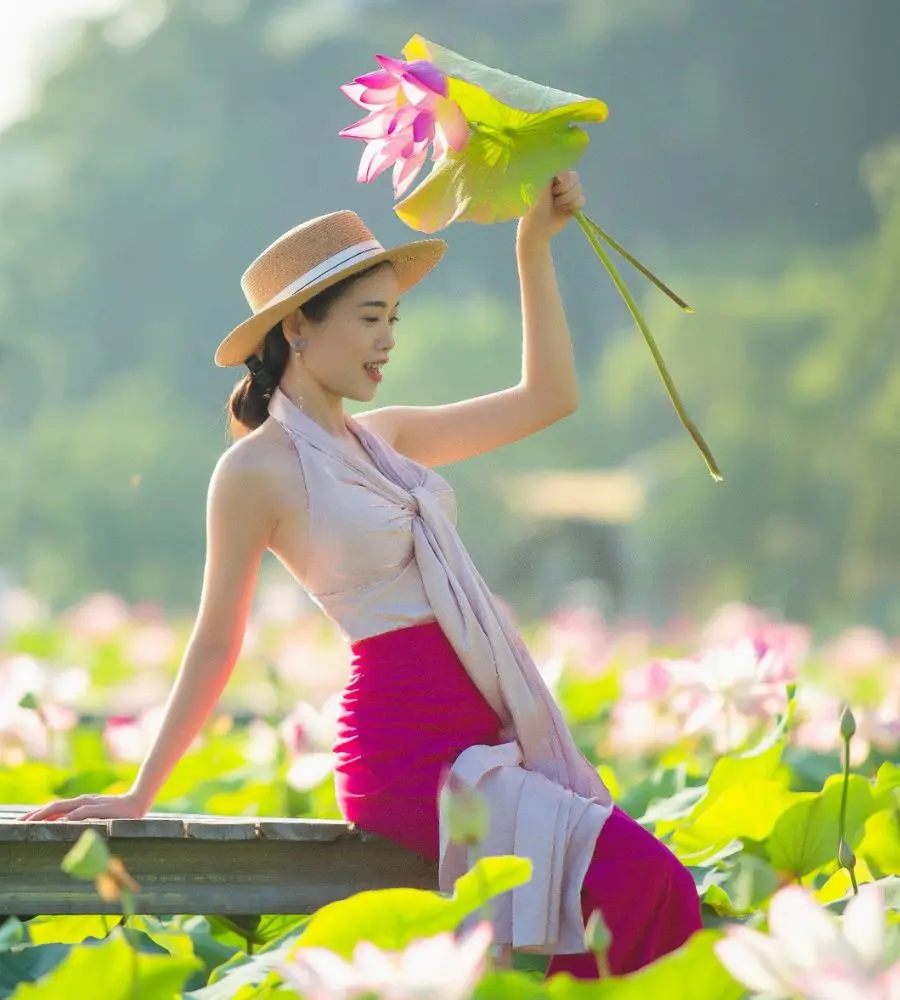 Ninh B&igrave;nh m&ugrave;a sen đẹp ng&acirc;y ngất như một bức tranh đầy n&eacute;t chấm ph&aacute; 9
