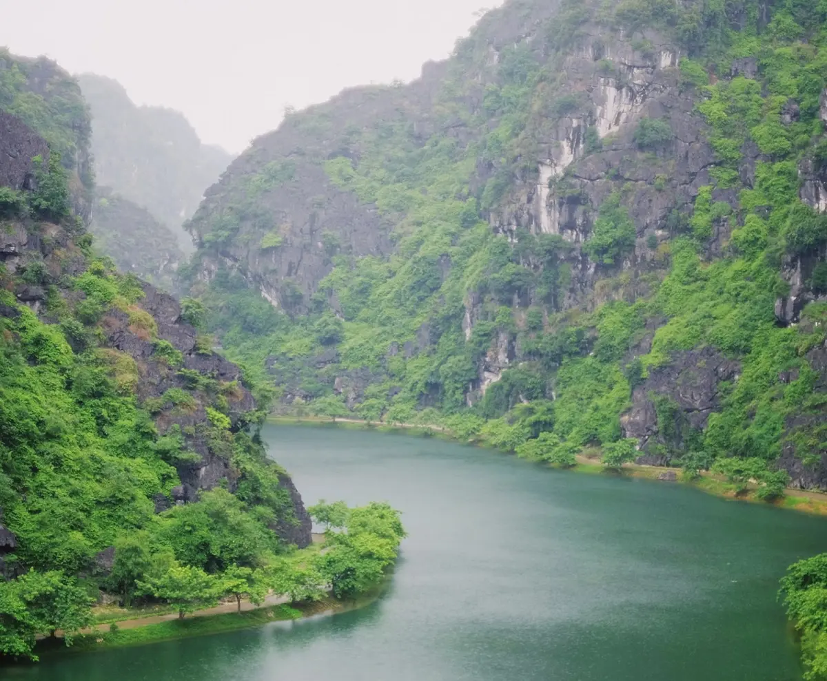 Review một ngày ở Ninh Bình từ Hà Nội bằng xe máy vui quên lối về 6
