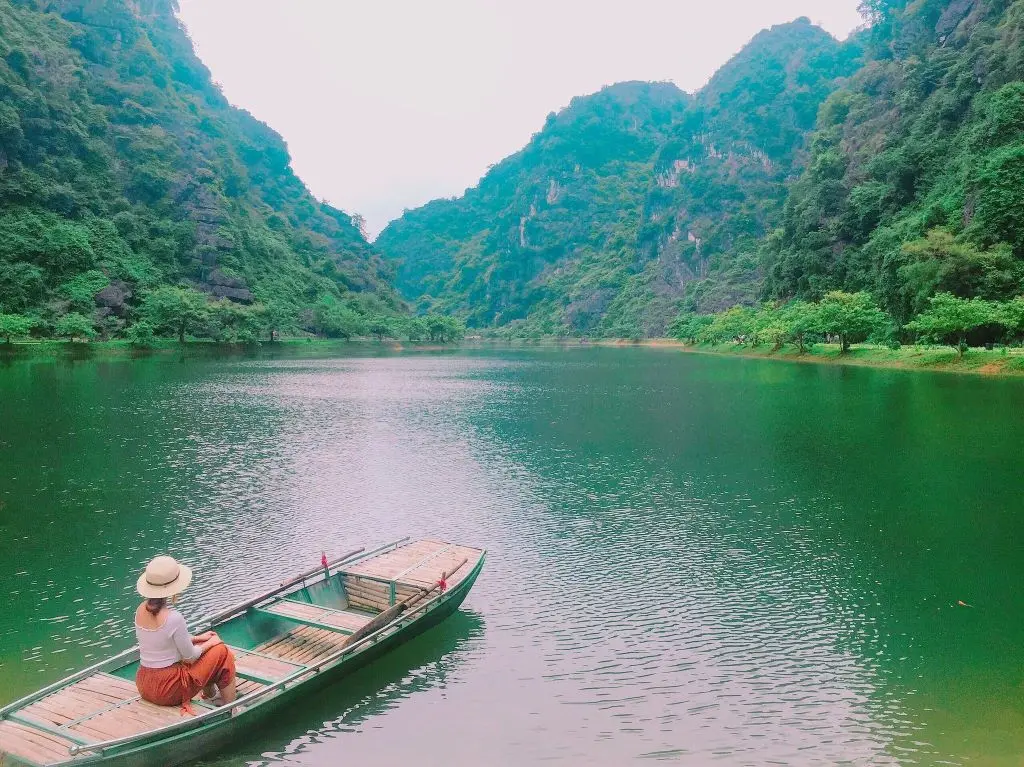 Review Ninh Bình siêu thú vị cùng cặp đôi cô nàng Linh Đan 8
