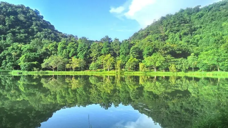 Top 15 điểm du lịch Ninh B&igrave;nh 30/4 v&agrave; 1/5 đậm m&agrave;u sắc b&igrave;nh y&ecirc;n 6