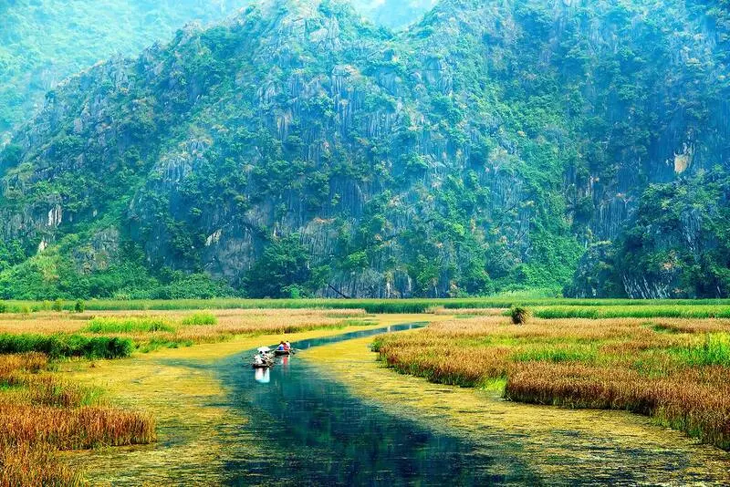 Gợi &yacute; lịch tr&igrave;nh du lịch Ninh B&igrave;nh 2 ng&agrave;y 1 đ&ecirc;m chi tiết nhất 4