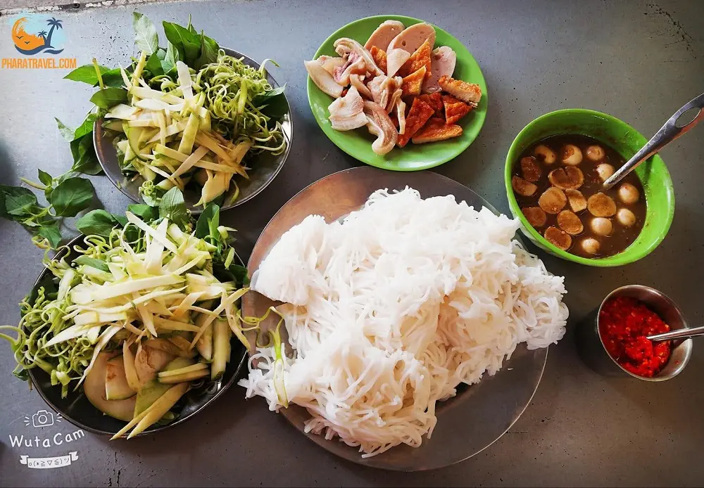 B&uacute;n mắm n&ecirc;m thịt luộc Ninh Thuận m&oacute;n ngon d&acirc;n d&atilde; miền biển 4