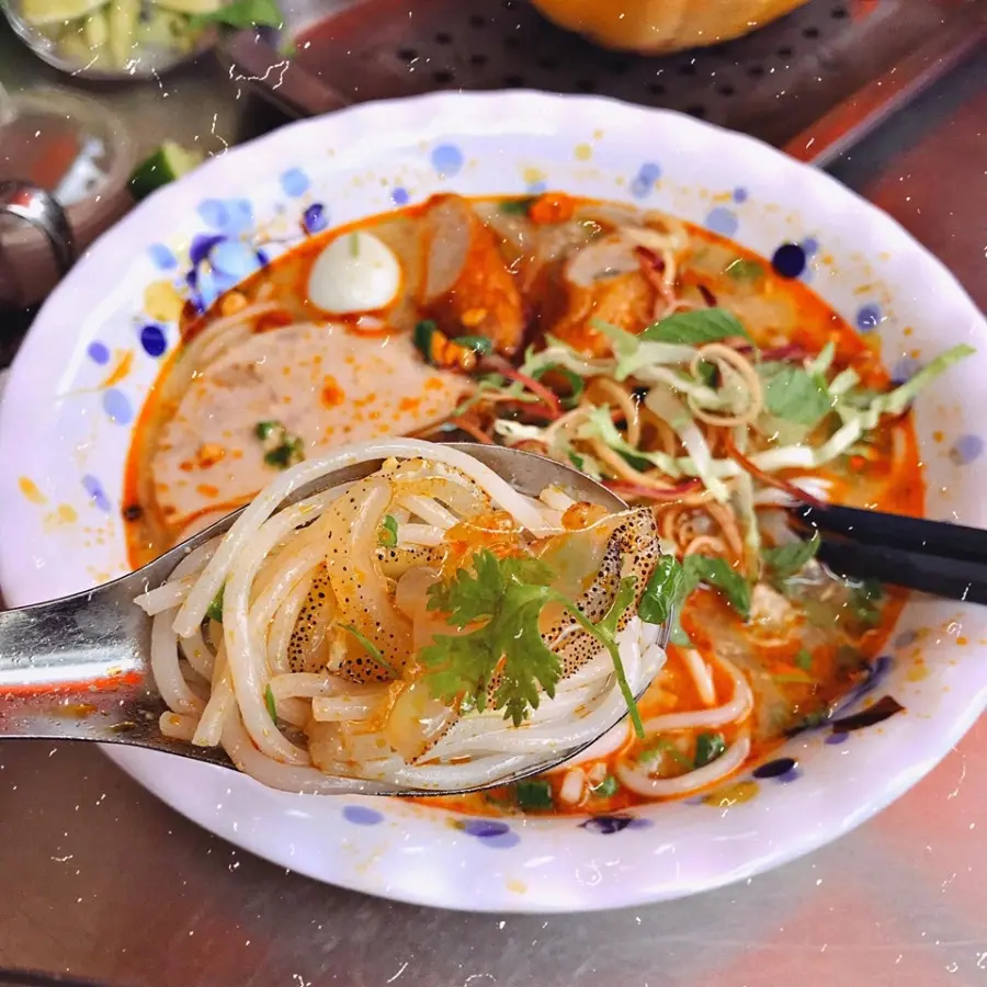 B&uacute;n sứa Ninh Thuận, m&oacute;n ăn g&oacute;i trọn sự tinh tế của người đầu bếp 2