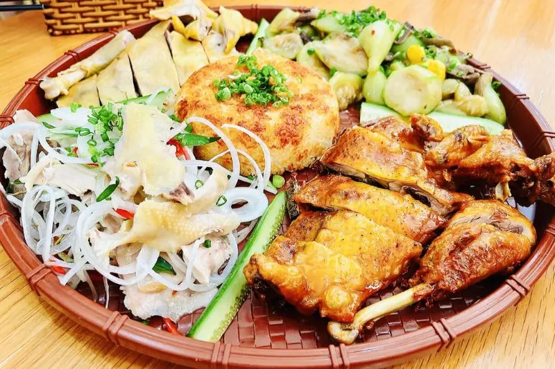 Cơm g&agrave; Ch&uacute; Ngộ, thương hiệu cơm g&agrave; đặc sản Phan Rang nổi tiếng 5