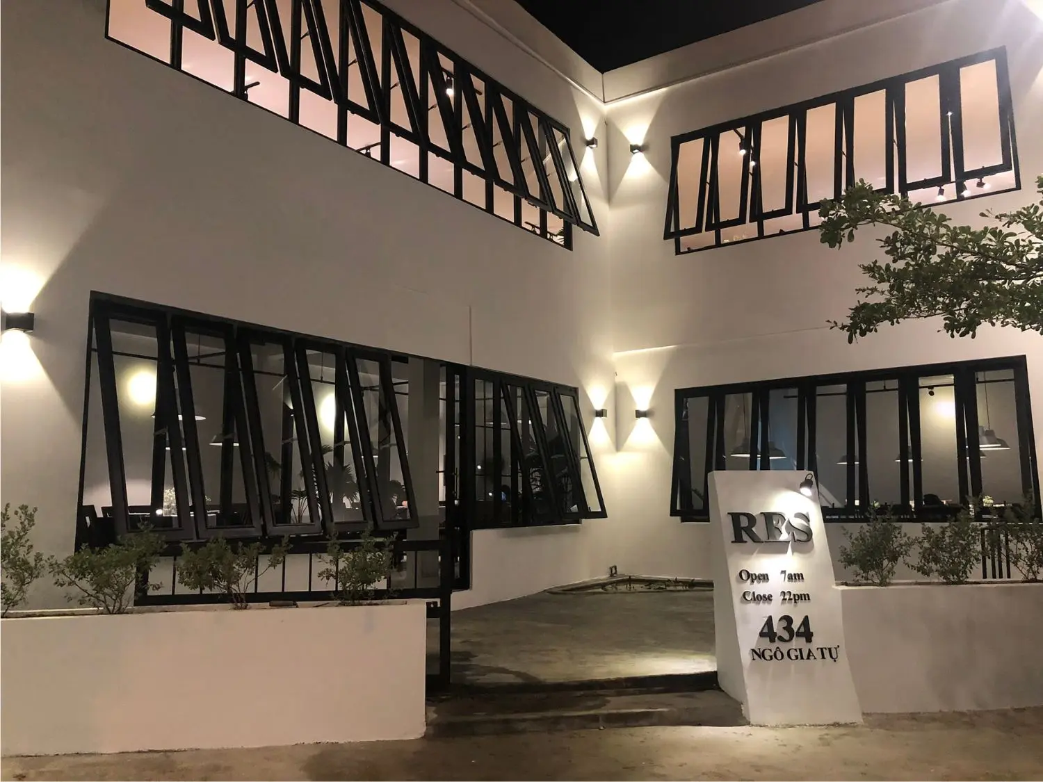Gh&eacute; Res Ngo Gia Tu Phan Rang thưởng thức m&oacute;n &Acirc;u thơm hương, trọn vị 2
