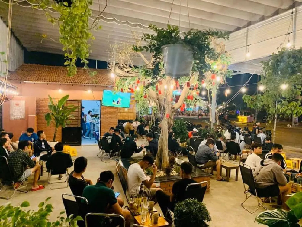 Trend Coffee, điểm hẹn y&ecirc;u th&iacute;ch của giới trẻ dịp cuối tuần 6