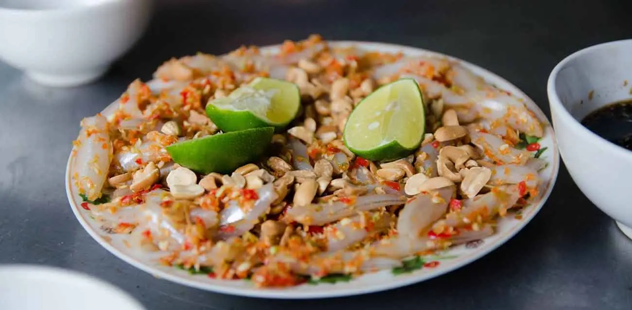 Gỏi cá mai Ninh Thuận, món ăn đậm đà hương vị biển khơi
