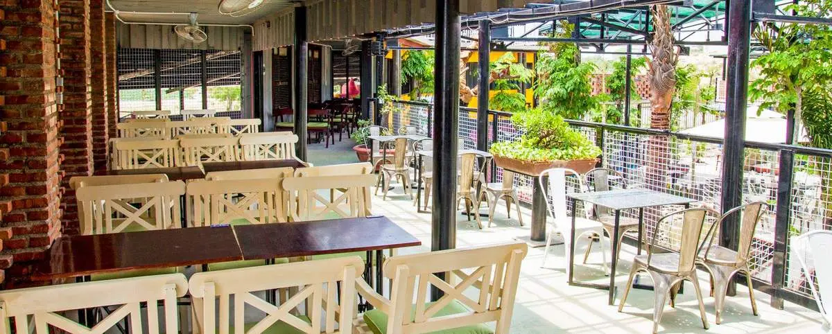 Khám phá không gian độc đáo tại Coffee Container cafe