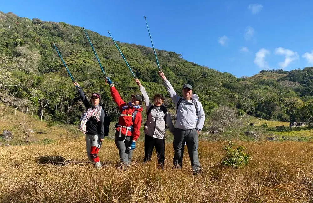 Review chuyến trekking Núi Chúa đáng nhớ cùng hội bạn thân 5