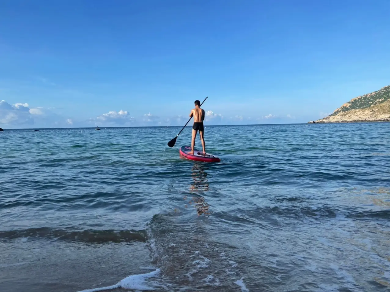 Review tắm biển ch&egrave;o sup Mũi Dinh v&agrave; cắm trại ở Ninh Thuận 3