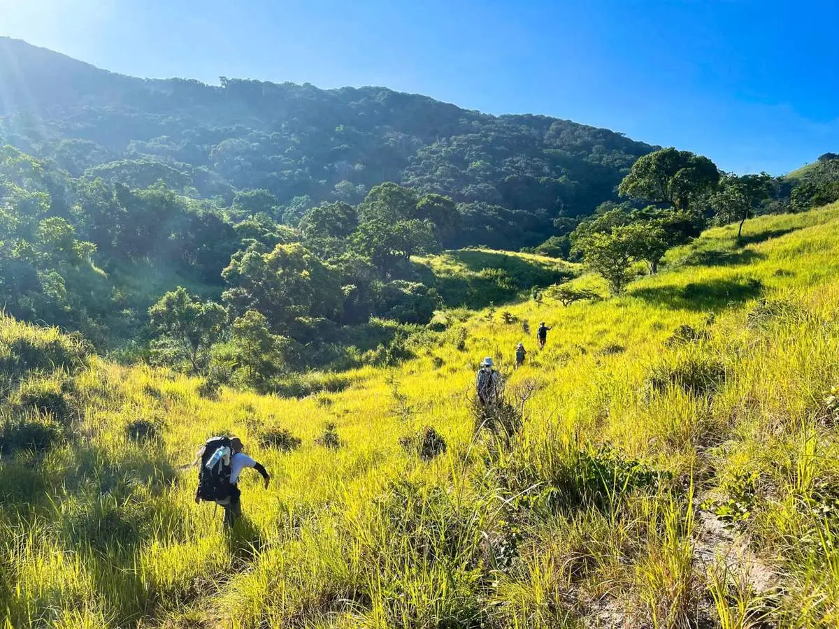 Trekking N&uacute;i Ch&uacute;a lịch tr&igrave;nh 2 ng&agrave;y 1 đ&ecirc;m tham khảo 5