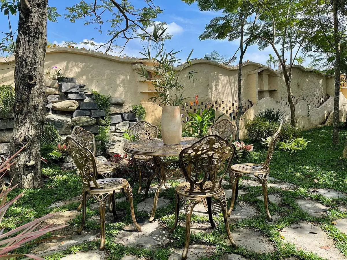 Dừng chân tại quán cafe cổ Phan Thiết tìm lại chút hoài niệm xưa cũ 6