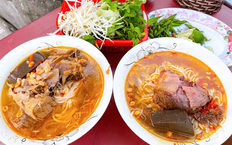 M&igrave; quảng Phan Thiết c&oacute; g&igrave; đặc biệt v&agrave; những qu&aacute;n được l&ograve;ng thực kh&aacute;ch 4