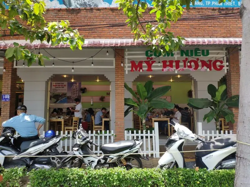 Top 9 qu&aacute;n cơm ni&ecirc;u Phan Thiết ngon, gi&aacute; cả b&igrave;nh d&acirc;n 5