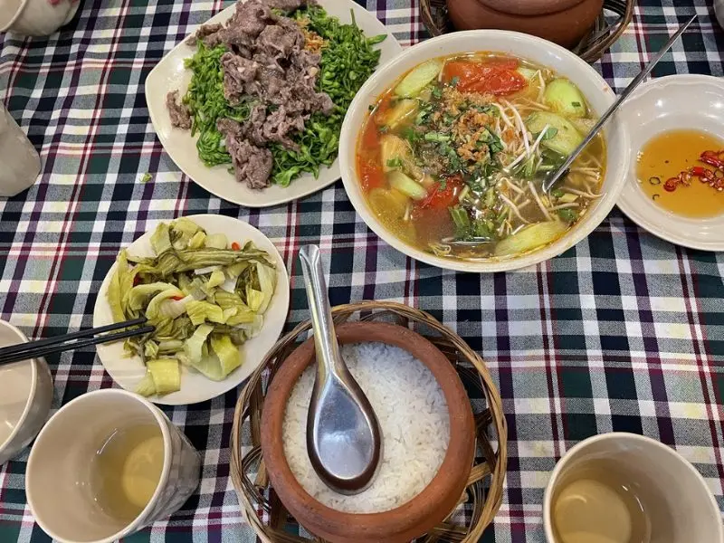 Top 9 qu&aacute;n cơm ni&ecirc;u Phan Thiết ngon, gi&aacute; cả b&igrave;nh d&acirc;n 2