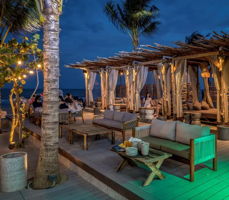 Top 8 quán beach bar sôi động tại Phan Thiết đáng trải nghiệm