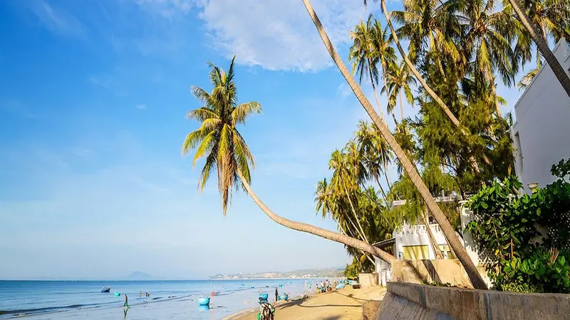 B&atilde;i biển H&agrave;m Tiến, n&agrave;ng thơ giữa miền c&aacute;t trắng Phan Thiết 7