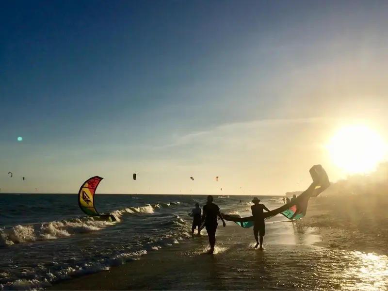 B&atilde;i biển H&agrave;m Tiến, n&agrave;ng thơ giữa miền c&aacute;t trắng Phan Thiết 5