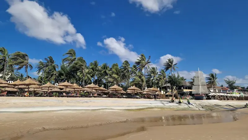 B&atilde;i biển H&agrave;m Tiến, n&agrave;ng thơ giữa miền c&aacute;t trắng Phan Thiết 3