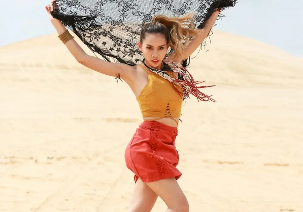 H&agrave;nh tr&igrave;nh du lịch Phan Thiết tại đồi c&aacute;t B&agrave;u Trắng cực đẹp 5