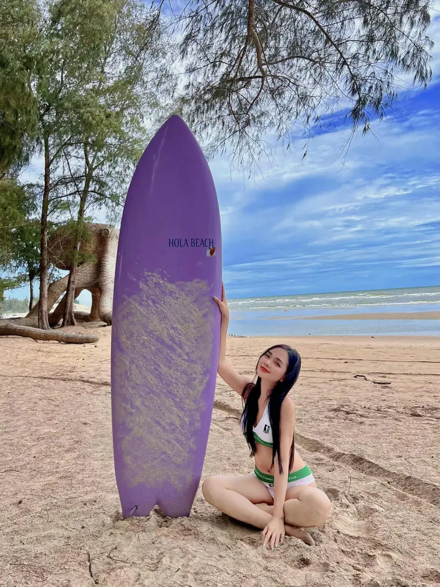 Kh&aacute;m ph&aacute; Hola Beach cực chill c&ugrave;ng c&ocirc; n&agrave;ng Hứa Thảo Nguy&ecirc;n 10
