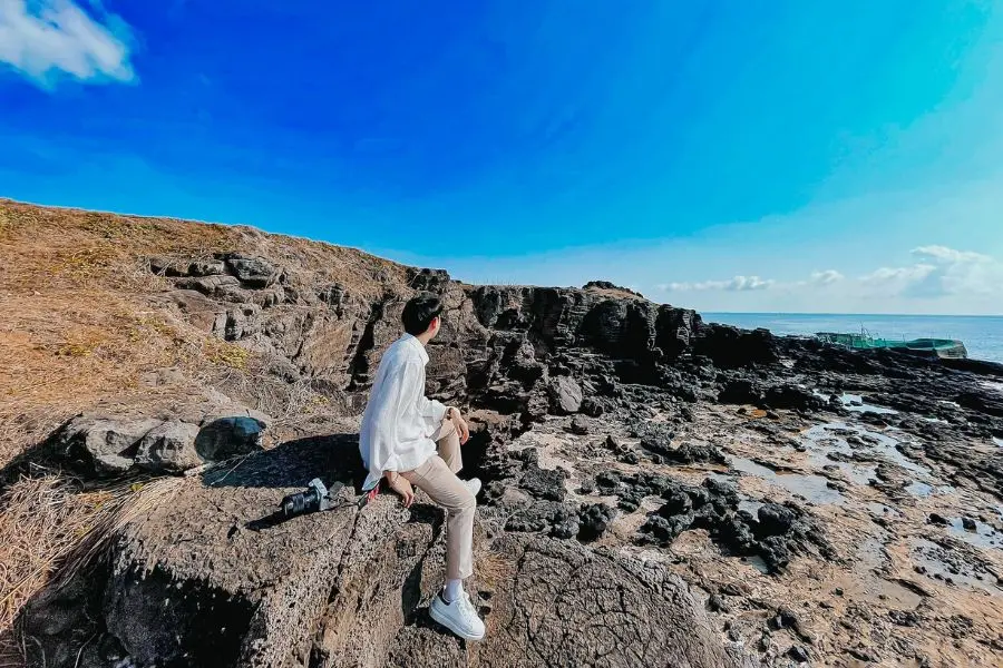 Kh&aacute;m ph&aacute; Ph&uacute; Qu&yacute; qua những khung cảnh ấn tượng của travel blogger Win Di 3