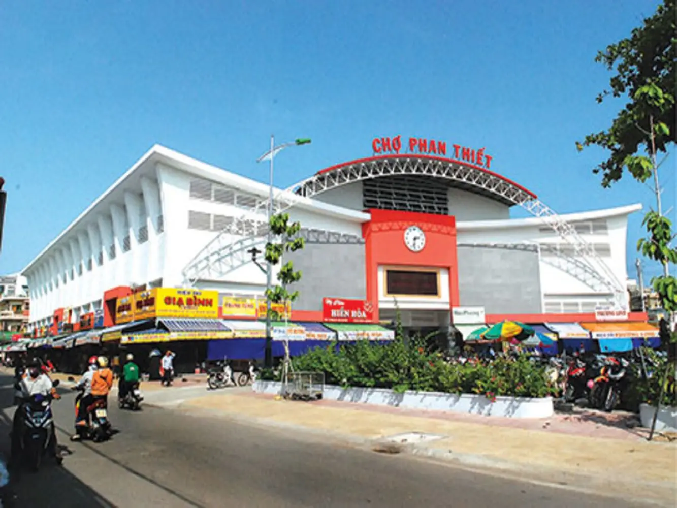 Review du lịch Phan Thiết về cuộc sống của ngư dân tại các khu chợ 2