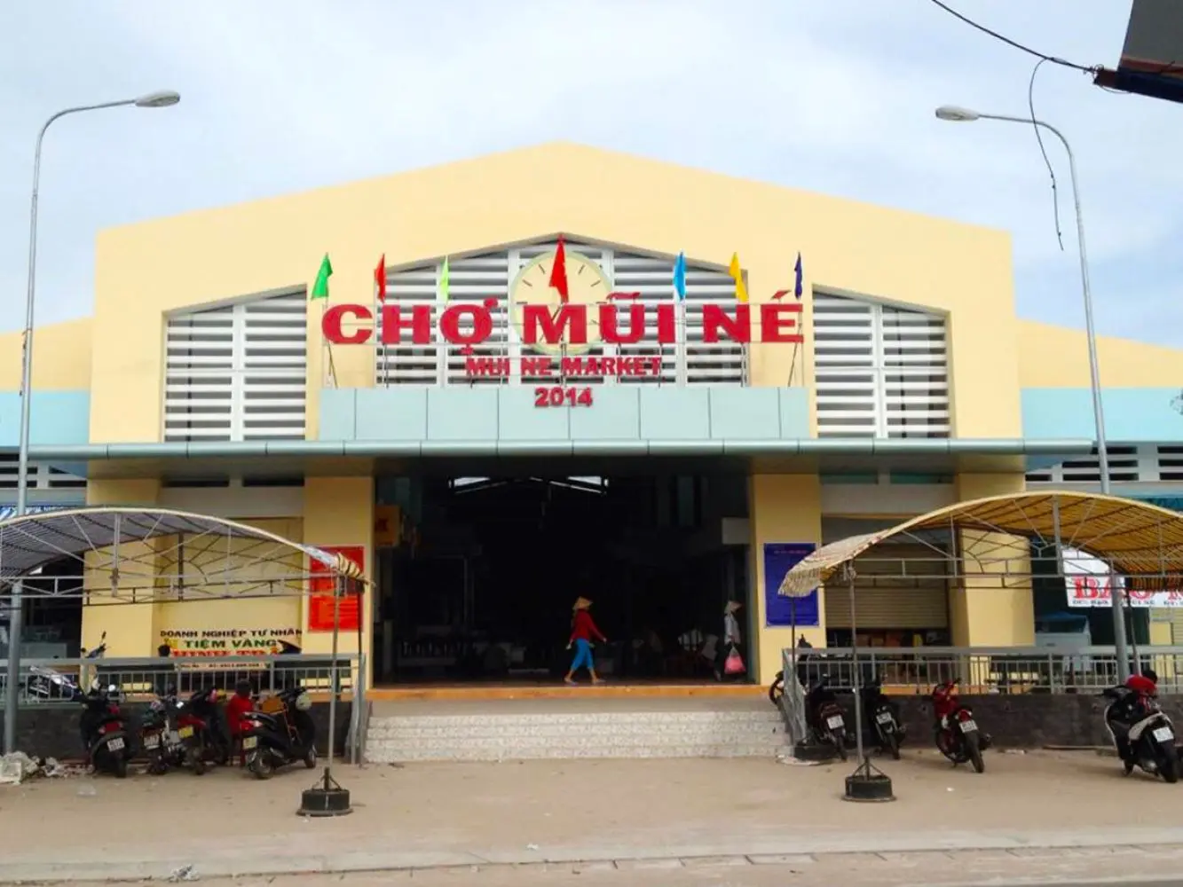 Review du lịch Phan Thiết về cuộc sống của ngư dân tại các khu chợ 6