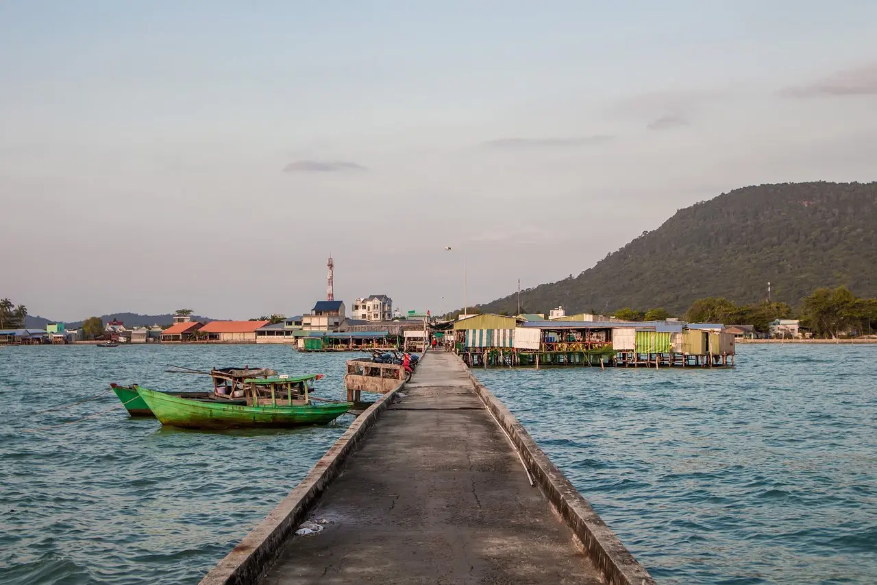 L&agrave;ng ch&agrave;i H&agrave;m Ninh &ndash; G&oacute;c nhỏ y&ecirc;n b&igrave;nh của Ph&uacute; Quốc 8