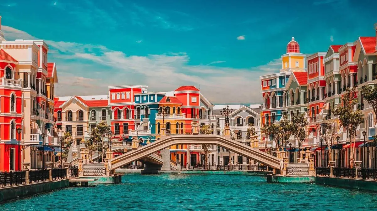 Xu&ocirc;i d&ograve;ng kh&aacute;m ph&aacute; 'Venice phương Đ&ocirc;ng' tr&ecirc;n con thuyền gondola Ph&uacute; Quốc 2