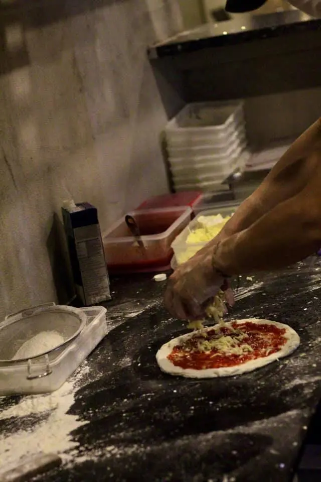 Aladdin Pizza - Chi&ecirc;u đ&atilde;i dạ d&agrave;y của bạn chiếc pizza ngon số 1 Ph&uacute; Quốc 32
