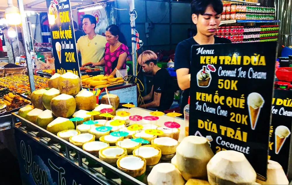 Chợ đ&ecirc;m Ph&uacute; Quốc - Thi&ecirc;n đường ăn uống chiều l&ograve;ng mọi t&iacute;n đồ ẩm thực 6