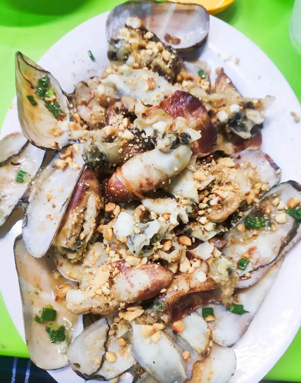 Chợ đ&ecirc;m Ph&uacute; Quốc - Thi&ecirc;n đường ăn uống chiều l&ograve;ng mọi t&iacute;n đồ ẩm thực 12