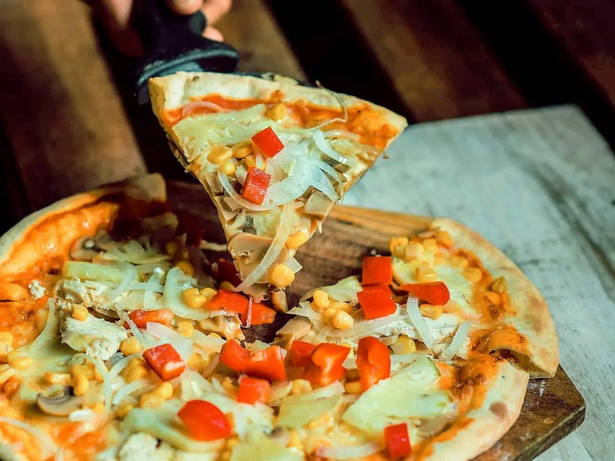 Pizza Taxi Phú Quốc Quán Pizza Được Yêu Thích Nhất Đảo Ngọc 14