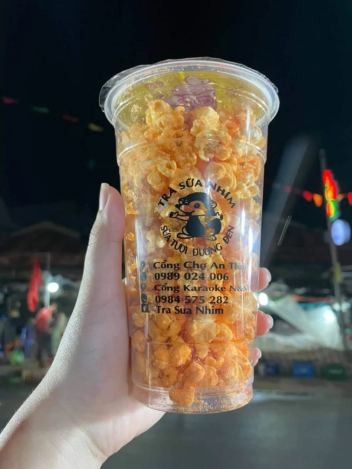 Trà sữa Nhím - Quán ăn vặt Phú Quốc được giới trẻ yêu thích 13
