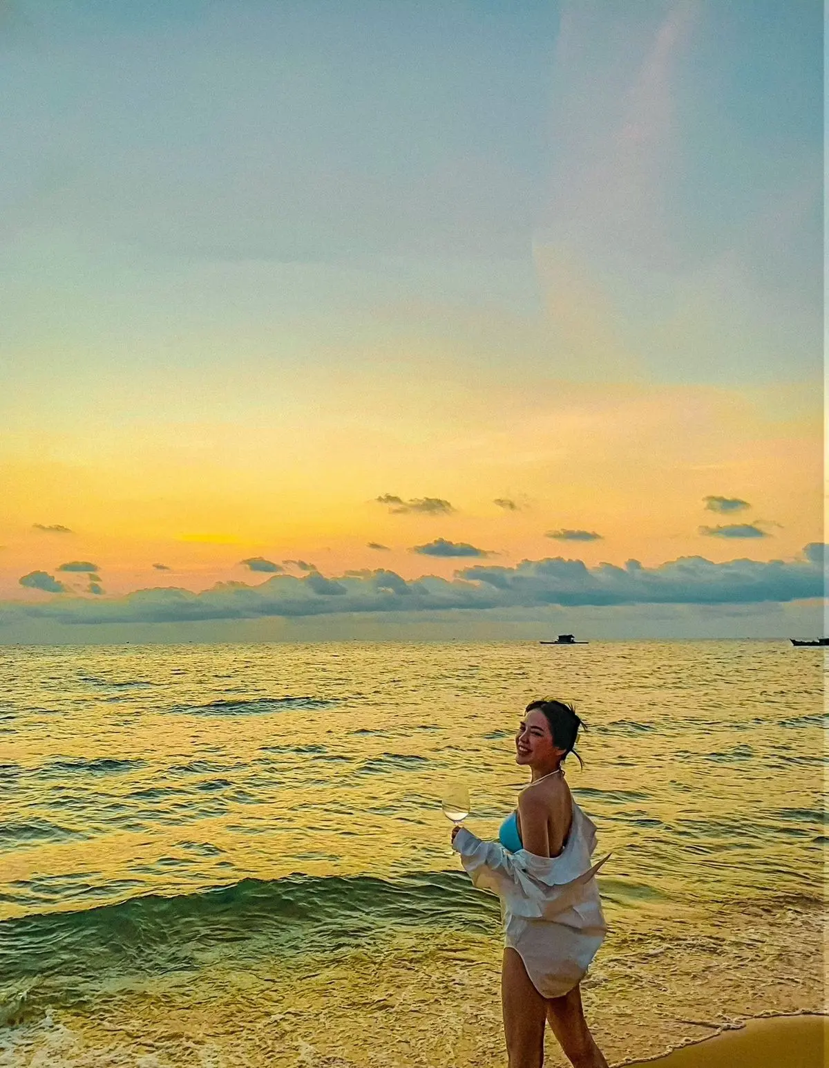 Check-in hoàng hôn Phú Quốc đẹp lịm tim như cô nàng xinh đẹp Nguyễn Thị Thuyền 5