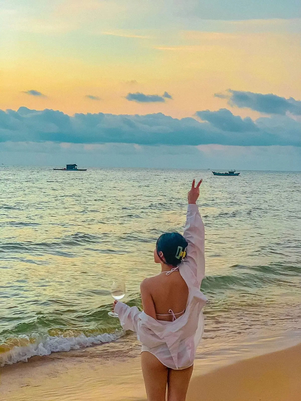 Check-in hoàng hôn Phú Quốc đẹp lịm tim như cô nàng xinh đẹp Nguyễn Thị Thuyền 6